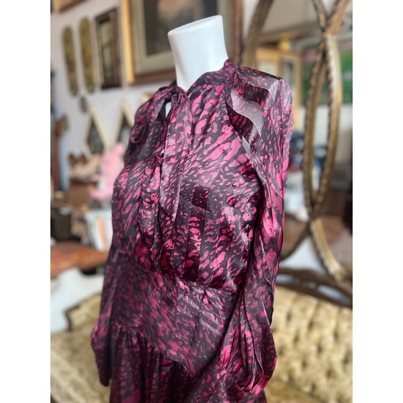 New Walter Baker Beth Leopard Print Dress in Magenta & Black Size Small - Picture 6 of 11